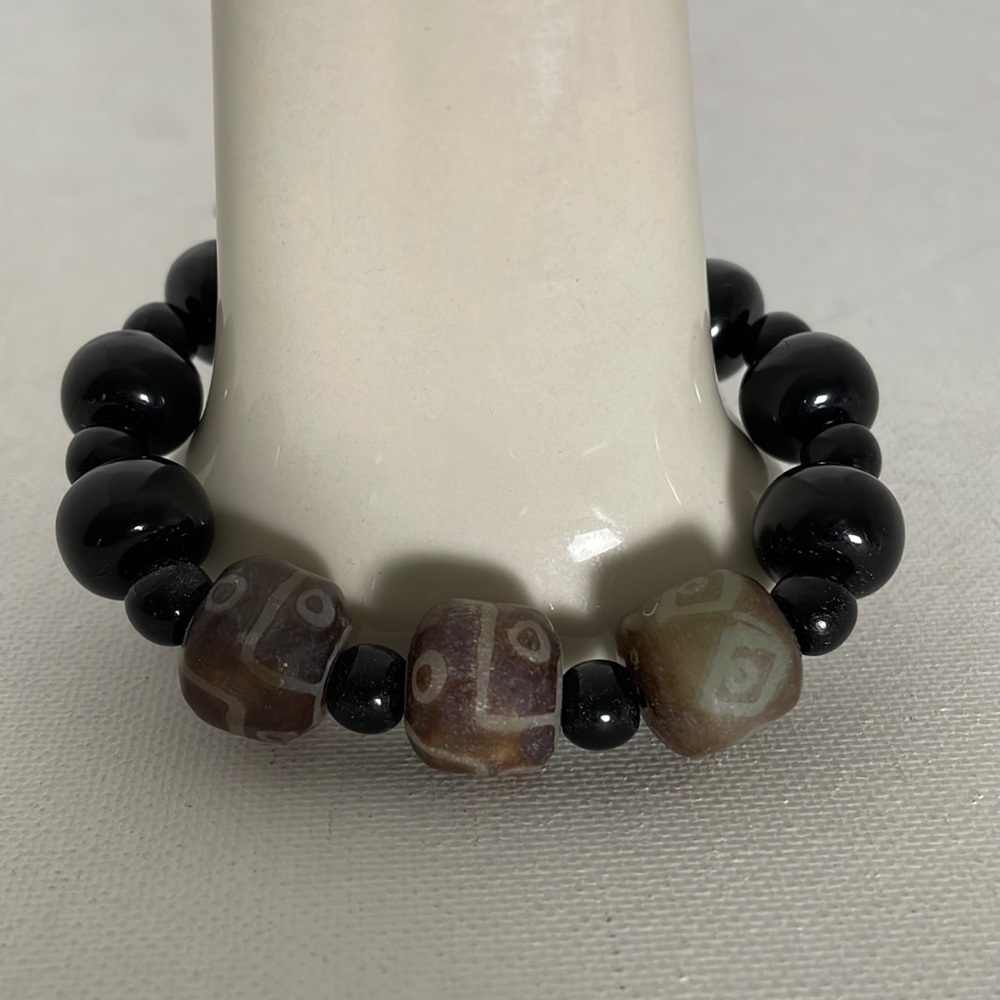 Adjustable Black Onyx Bracelet w/ Glass Beads
